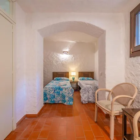 Paradiso - Exclusive Duo *